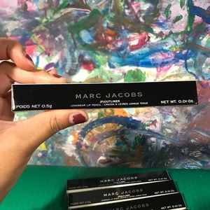 Discontinued Marc Jacobs Poutliner in Honeybun